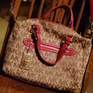 Michael Kors purse